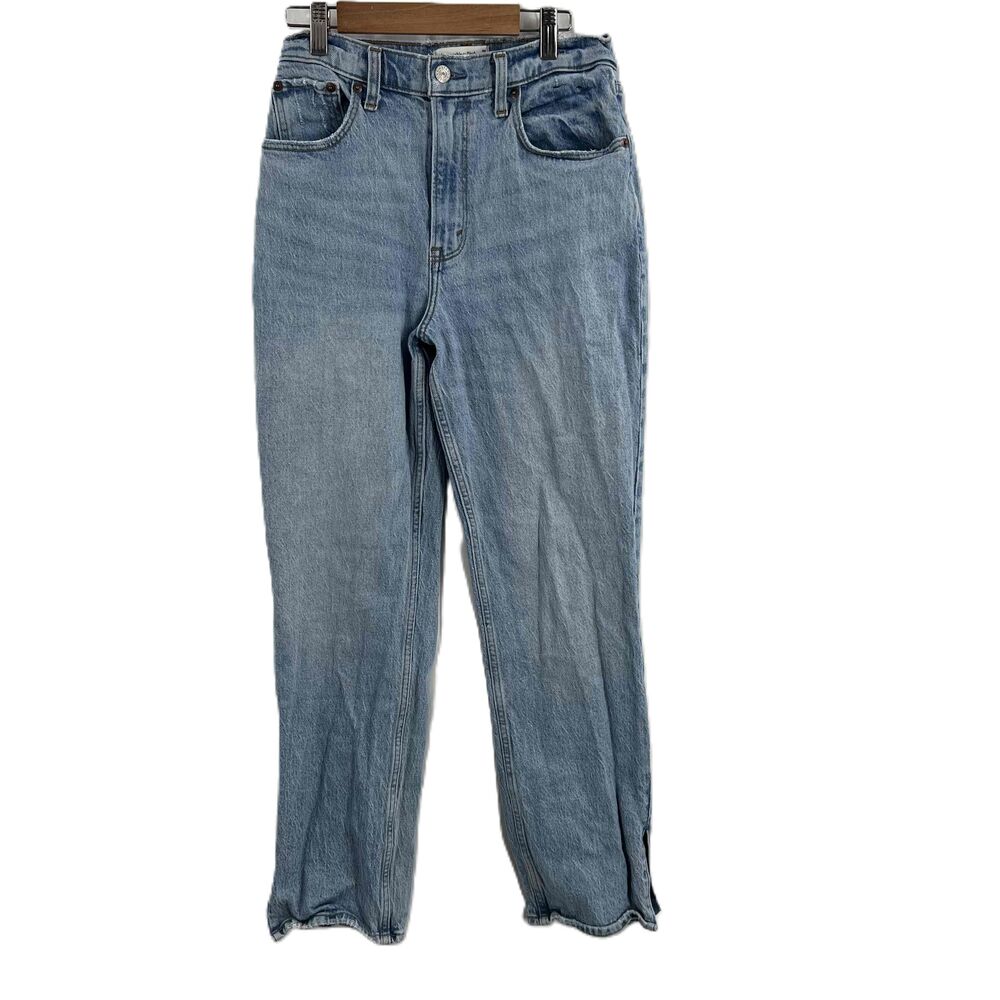 Abercrombie & Fitch Light Wash 90s Straight Ultra High Rise Jeans Womens Size 6S